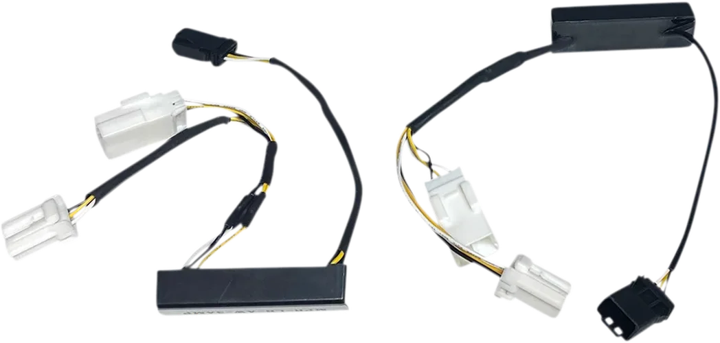 Custom Dynamics Adapter - Amber/White MPR-MCROAW-3AMP - Side View