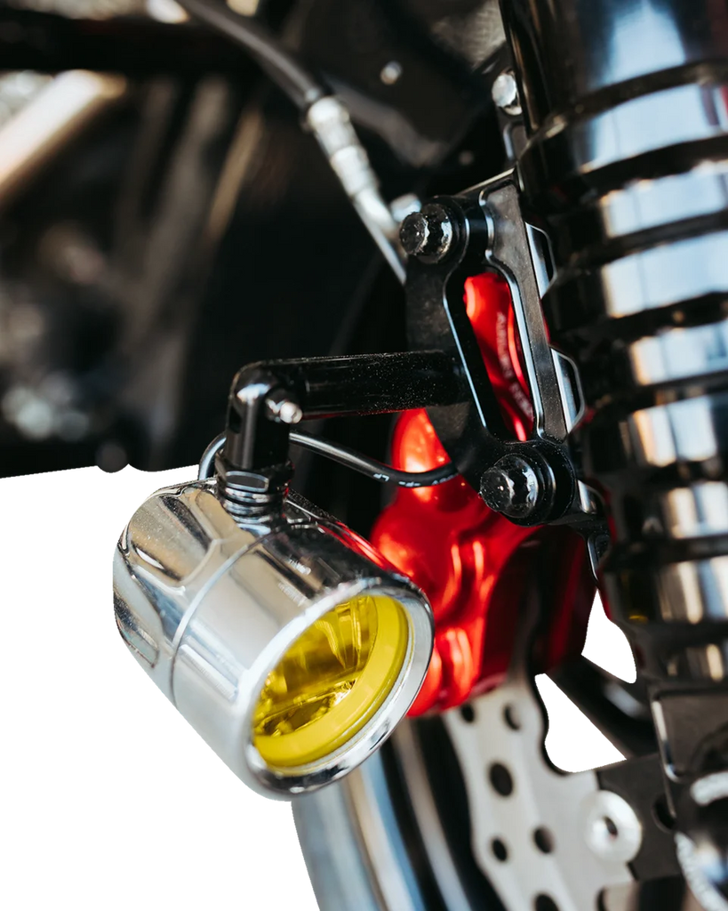 Custom Dynamics Fog Light - Chrome - Yellow Lens PB-FOG-BCM-YC - Installation View