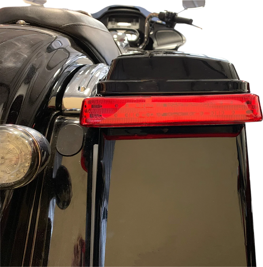 Custom Dynamics Saddlebag LED Lights - Sequential - Black/Smoke PB-SBSEQ-HD-BS - Installation View