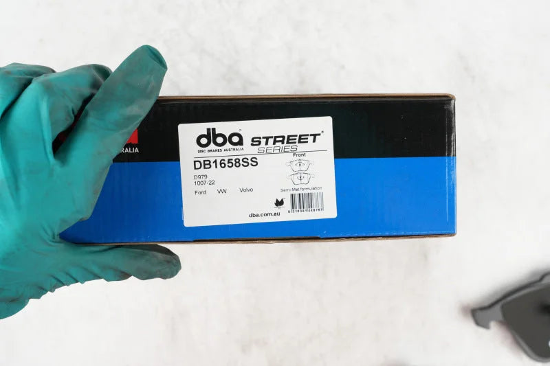 DBA Front Street Series Brake Pads fits 2003-2010 Volvo S60 / XC90 (w/316mm Front Rotor) - Side View