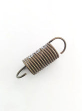 Load image into Gallery viewer, DDP 89-93 Dodge Cummins 5.9L 12V 3200 RPM Governor Spring