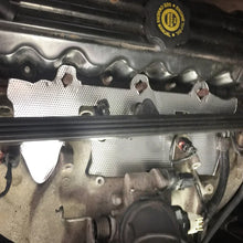 Load image into Gallery viewer, DEI Fuel Rail and Injecter Cover Jeep 1997 - 2004 4.0L Engine - Additional View 5