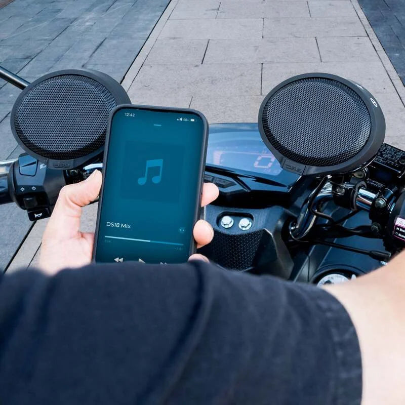 DS18 2.5in Handlebar Mount Speakers Full-Range Amplified Class D USB Port Water Resistant - Back View