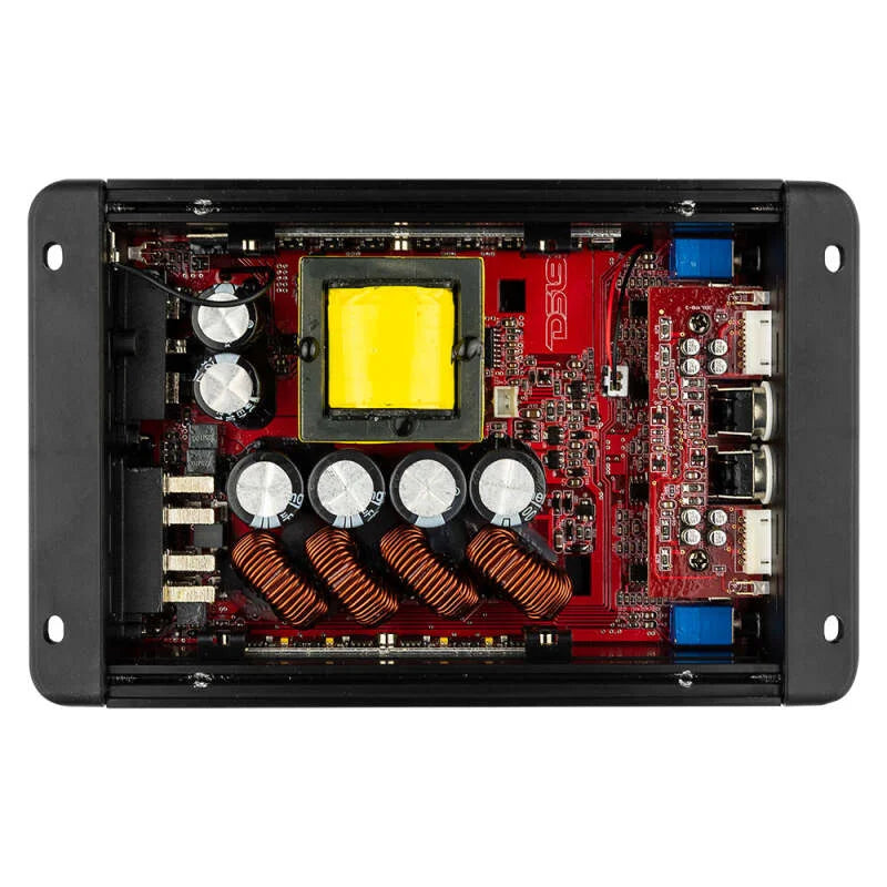 DS18 4-Channel Amp 2x 800/4ohm Bridge 4 x 400/2ohm 4 x 240/4ohm Watts RMS Class D - Side View