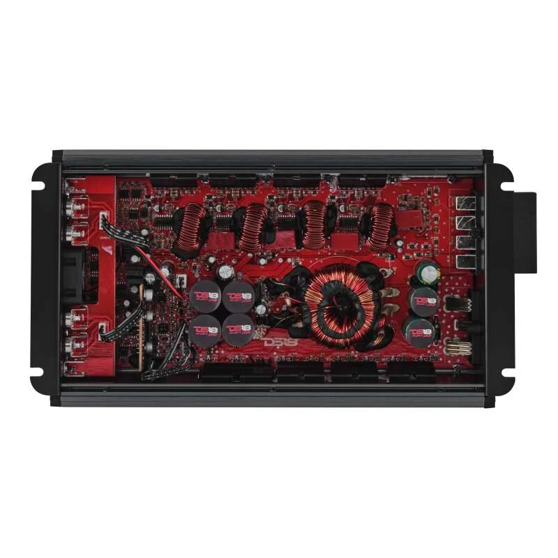 DS18 4-Channel Class-D Amp Stereo Full-Range 4 x 250 W RMS at4 ohm 4- Titanium - Installation View