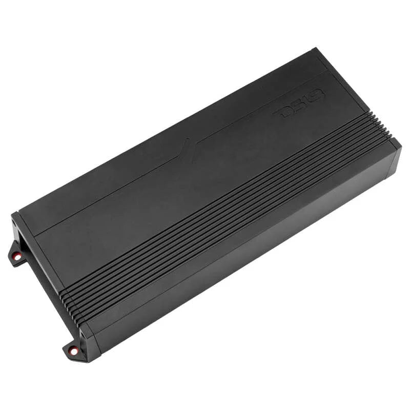 DS18 5-Chnl Amp 2x 420/4ohm Bridge SUB 900/1ohm 4 x 220 SUB 600/2ohm 4 x 130 SUB 300/4 ohm Watts RMS - Detail View
