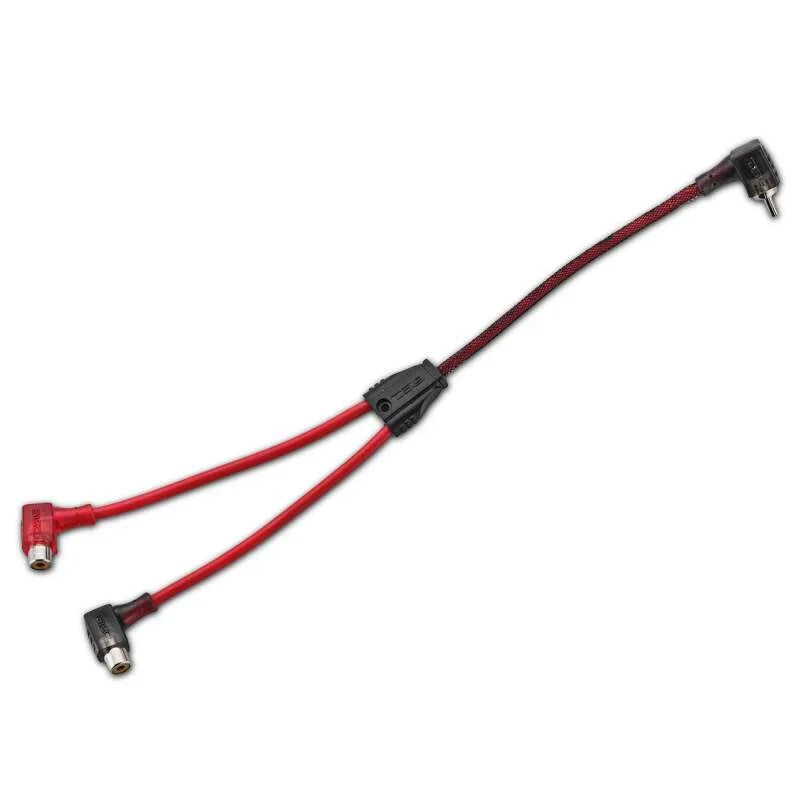 DS18 Level 2 RCA Wire Y Connector 1 Male to 2 Females Smart 90-Degree Connectors - Detail View