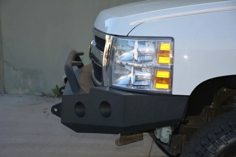 DV8 Offroad 07-13 Chevrolet Silverado 1500 Front Bumper - Black Powdercoat - Installation View