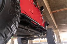 Load image into Gallery viewer, DV8 Offroad 07-18 Jeep Wrangler JK (4 Door Only) OE Plus Side Steps - Additional View 7