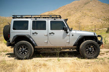 Load image into Gallery viewer, DV8 Offroad 07-18 Jeep Wrangler JK Armor Fender Flares - Installation View