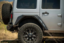 Load image into Gallery viewer, DV8 Offroad 07-18 Jeep Wrangler JK Armor Fender Flares - Additional View 7