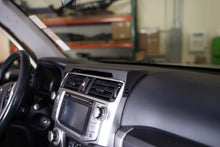 Load image into Gallery viewer, DV8 Offroad 10-23 Toyota 4Runner Digital Device Dash Mount - Additional View 6