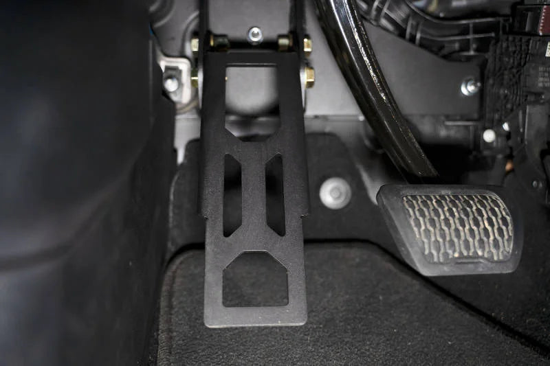DV8 Offroad 18-20 Jeep Wrangler JL Adjustable Dead Pedal - Additional View 6