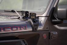 Load image into Gallery viewer, DV8 Offroad 18-22 Jeep Gladiator JT Cowl Light Bar Bracket - Side View