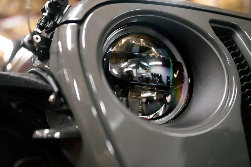 DV8 Offroad 18-22 Jeep Gladiator Wrangler LED Projector Headlights - Additional View 8