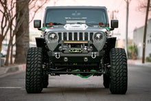 Load image into Gallery viewer, DV8 Offroad 18-22 Jeep Gladiator Wrangler LED Projector Headlights - Additional View 11