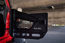 Load image into Gallery viewer, DV8 Offroad 18-22 Jeep Wrangler JL/JT Spec Series Half Doors - Front Set - Additional View 7