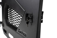Load image into Gallery viewer, DV8 Offroad 18-22 Jeep Wrangler JL/JT Spec Series Half Doors - Front Set - Additional View 10