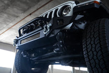 Load image into Gallery viewer, DV8 Offroad 18-23 Jeep Wrangler JL / 20-23 Jeep Gladiator JT FS-7 Mid-Width Winch Front Bumper - Additional View 14