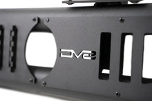 Load image into Gallery viewer, DV8 Offroad 18-23 Jeep Wrangler JL 4 Door Body/Pinch Weld Mounted Step - Additional View 9