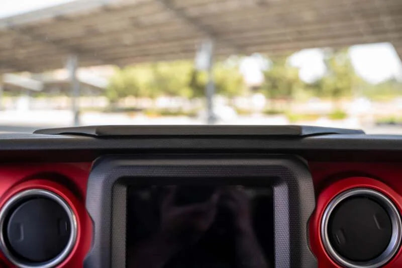 DV8 Offroad 18-23 Jeep Wrangler JL/20-23 Gladiator JT Device Dash Mount V2 - Side View
