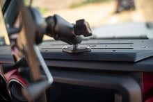 Load image into Gallery viewer, DV8 Offroad 18-23 Jeep Wrangler JL/20-23 Gladiator JT Device Dash Mount V2 - Additional View 6