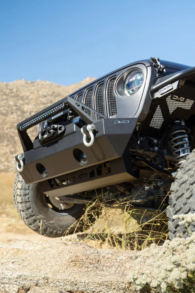 DV8 Offroad 18-23 Jeep Wrangler JL/JT Front Bumper Sway-Bar Disconnect Motor Skid Plate - Additional View 12