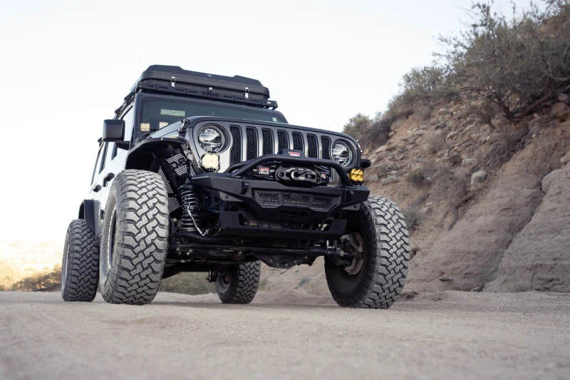 DV8 Offroad 18-23 Wrangler JL/Gladiator JT Spec Series Front Bumper - Installation View