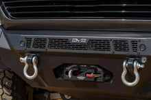 Load image into Gallery viewer, DV8 Offroad 19-23 RAM 1500 Spec Series Front Bumper - Installation View
