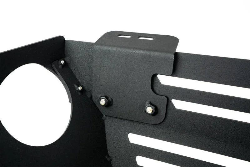 DV8 Offroad 20-22 Jeep Wrangler JL (3.0L Diesel) Rear Diff Skid Plate for Dana 44 - Installation View