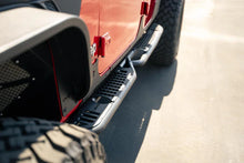 Load image into Gallery viewer, DV8 Offroad 20-23 Jeep Gladiator JT Body/Pinch Weld Mounted Step - Installation View