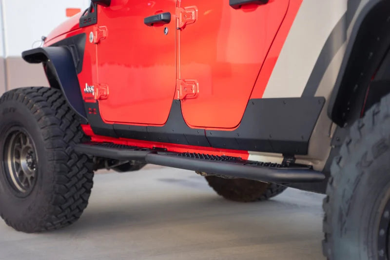 DV8 Offroad 20-23 Jeep Gladiator JT Rock Skins - Side View