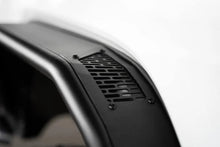 Load image into Gallery viewer, DV8 Offroad 20-23 Jeep Gladiator JT Spec Series Fender Flares - Additional View 5