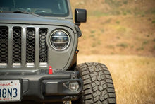 Load image into Gallery viewer, DV8 Offroad 20-24 Jeep Gladiator JT Fender Deletes - Main Product View