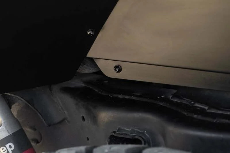 DV8 Offroad 20-24 Jeep Gladiator JT Rear Inner Fender Liners - Satin Black - Additional View 6