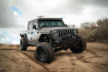 Load image into Gallery viewer, DV8 Offroad 20-25 Jeep Gladiator JT Armor Fender Flares - Additional View 10