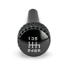 Load image into Gallery viewer, DV8 Offroad 2005-2010 Jeep TJ/JK 6-Speed Shift Knob Black Finish - Additional View 6