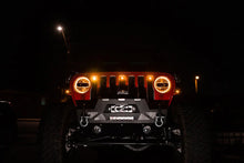 Load image into Gallery viewer, DV8 Offroad 2018+ Jeep JL Grill Amber Marker Lights - Detail View