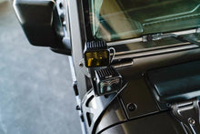 Load image into Gallery viewer, DV8 Offroad 2018+ Jeep Wrangler JLO A Pillar Dual Light Pod Mounts - Installation View