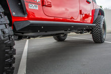 Load image into Gallery viewer, DV8 Offroad 2019+ Jeep Gladiator Side Step/Sliders - Additional View 5