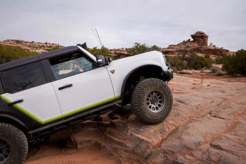 DV8 Offroad 2021+ Ford Bronco (excl. 2-Door/Raptor) FS-15 4-Door Rock Sliders V2 - Additional View 5