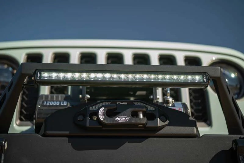 DV8 Offroad 20in Halo Elite Single Row Light Bar with Accent Light - White/Amber - Main Product View