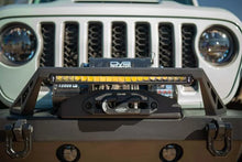 Load image into Gallery viewer, DV8 Offroad 20in Halo Elite Single Row Light Bar with Accent Light - White/Amber - Additional View 13