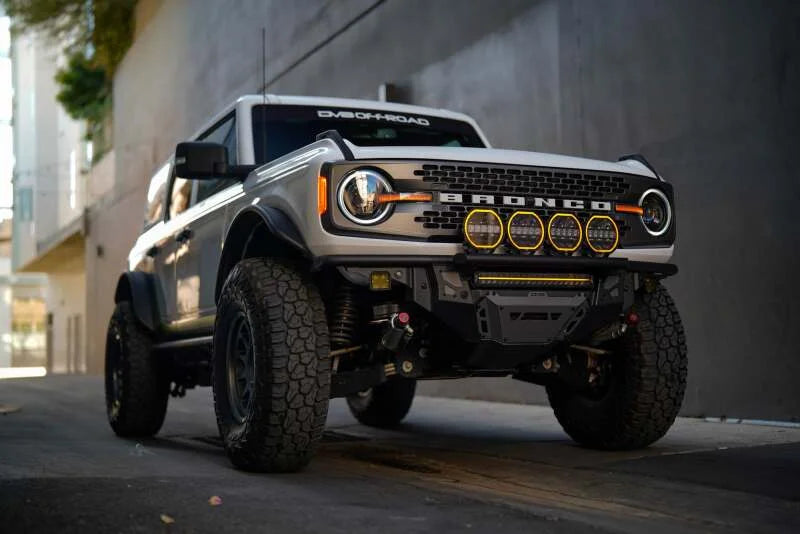DV8 Offroad 7in Halo Elite Round Light w/ Accent Halo - White/Amber - Installation View