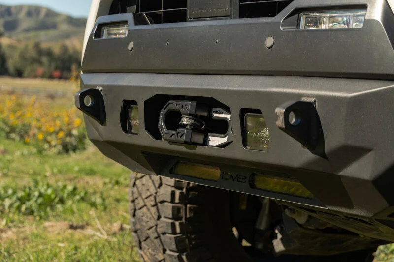 DV8 Offroad DV8 Xtract Winch Fairlead | Closed System - Additional View 8