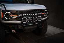 Load image into Gallery viewer, DV8 Offroad Elite Series 20in Dual Row Light Bar w/ Accent Light - Side View