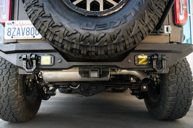 DV8 Offroad Elite Series D-Ring Shackles - Pair (Black) - Additional View 6