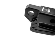 Load image into Gallery viewer, DV8 Universal Hitch Skid Plate - Black - Installation View