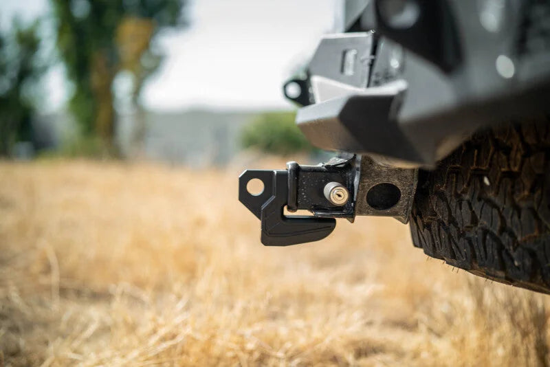 DV8 Universal Hitch Skid Plate - Black - Additional View 8