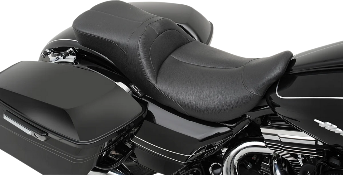 Danny Gray LowIST Seat - Black - Leather - FL '08-'23 FA-DGE-0290 - Installation View